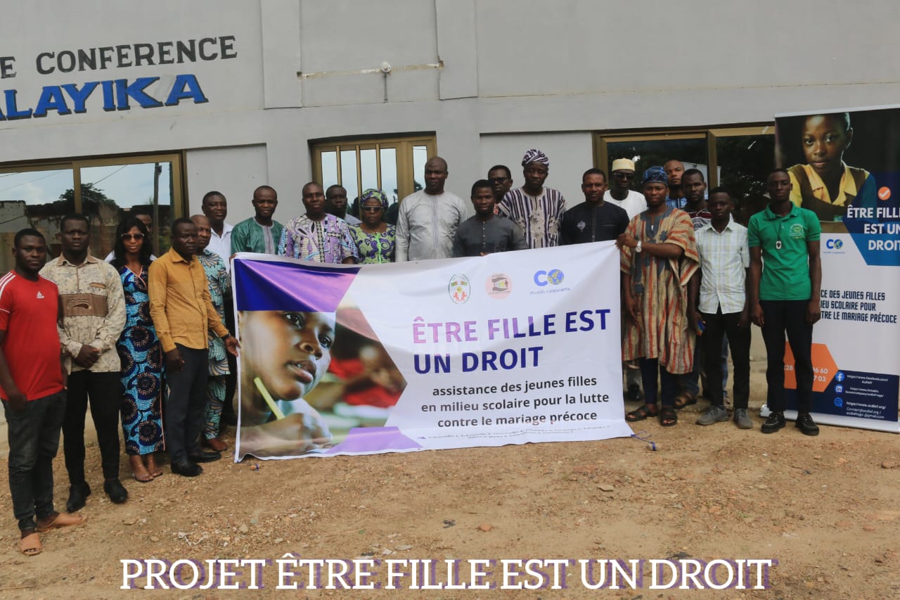 ACDIEF ET MUNDO COOPERANTE FONT APPROPRIER LE PROJET ÊTRE FILLE EST UN DROIT AUX AUTORITÉS LOCALES DE LA RÉGION CENTRALE